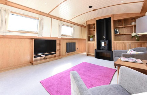 Lydd Other | glamping, lodges and camping pitches