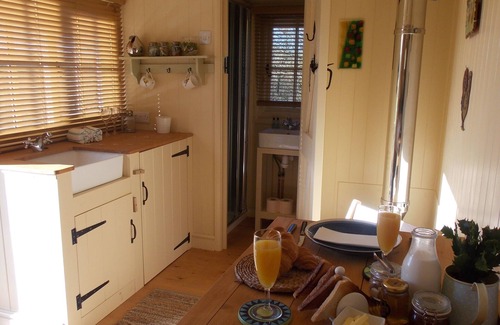 Vobster RV Rental | Glamping on the Hill