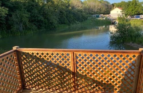 Lincoln Apartment | Glamping pod, seven acre farm campsite