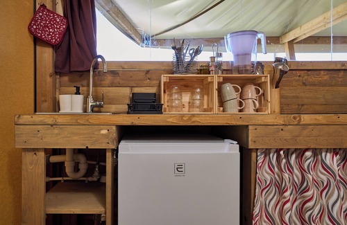 Piombino RV Rental | Glamping 'Tenda Glamping Vicino Al Mare' with Terrace, Garden and Wi-Fi