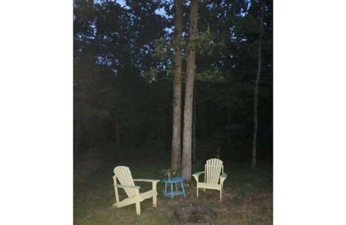 Eldon RV Rental | Glamping Yurt minutes from Lake of The Ozarks π