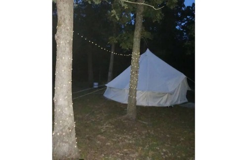 Eldon RV Rental | Glamping Yurt minutes from Lake of The Ozarks π