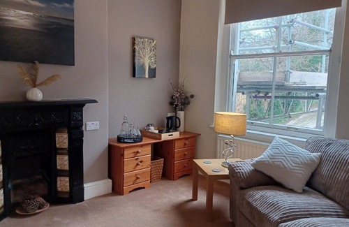 Conwy House | Glan Heulog Guest House