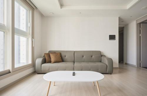 Singil-dong Apartment | Glan House & Glan Store