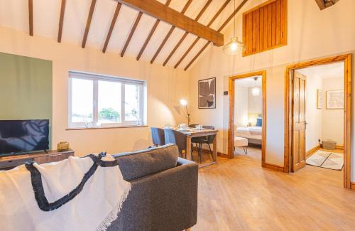 Dwyran Resort | Glan Morfa Lodge Retreat