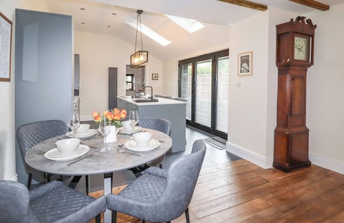 Dolwyddelan House | GLAN WILLIAM, character holiday cottage in Dolwyddelan