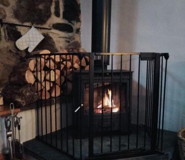 Llanegryn House | Glan Y Morfa Bach The Stone Cottage