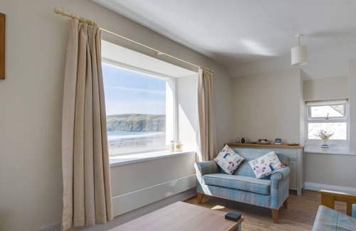 Aberdaron House | Glandon in the beautiful Pwllheli