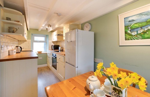Aberdaron House | Glandon - Two Bedroom House, Sleeps 5