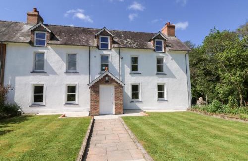 Felindre Farchog House | Glanduad Fawr