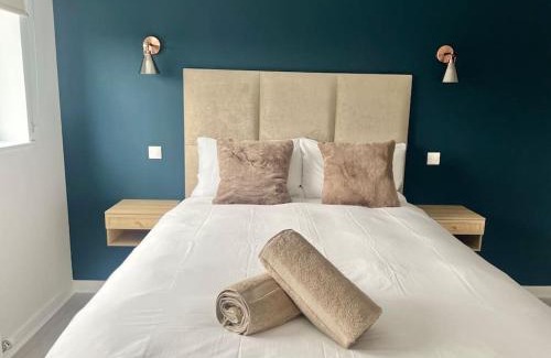 East End House | Glasgow Home - 5 Bedrooms 4 Bathrooms - Private Parking