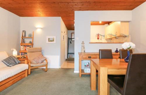 Porthmadog Apartment | Glaslyn Retreat