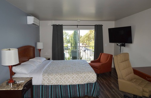 Ventura Hotel | Glass Slipper Inn - Stanford Palo Alto