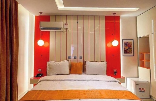 Abuja Hotel | GlassTop Lounge Kubwa