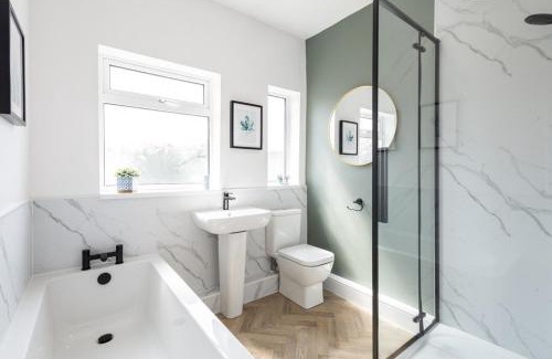 Woodhorn House | Glasswing Stays Newbiggin Beach House