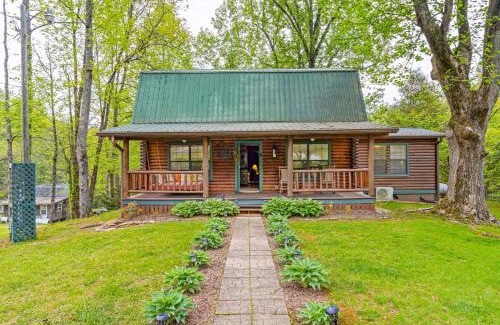 Tiger House | Glassy Mountain Getaway