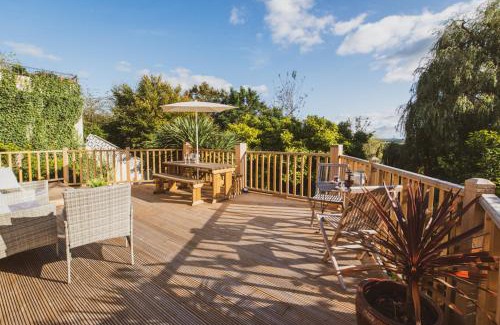 Glastonbury House | Glastonbury, large House Stunning views 2 to 5 bedrooms, 3 receptions turn into bedrooms
