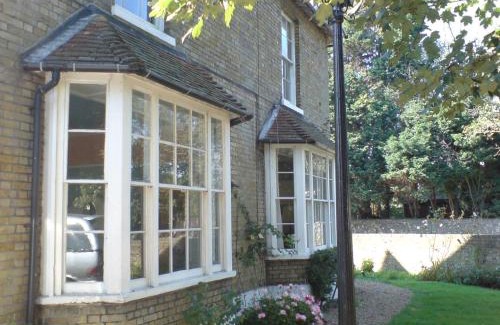 Walmer Bed & Breakfast | Glebe House