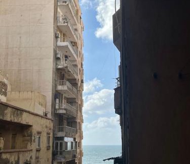 Ar-Raml 1 Apartment | Gleem Sea view Apartment