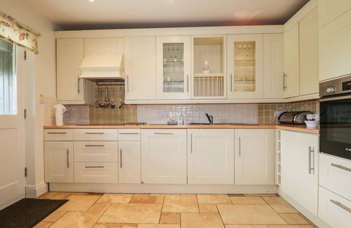 Penrith Cottage | GLEN COTTAGE, pet friendly, with open fire in Keswick