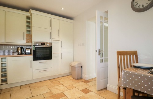 Penrith Cottage | GLEN COTTAGE, pet friendly, with open fire in Keswick