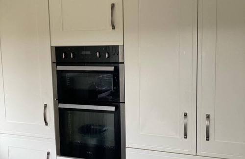Mapperley House | Glendale Close Homely House in Nottingham