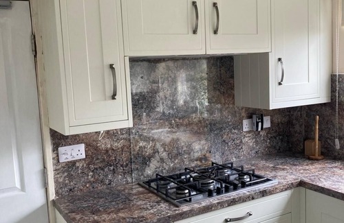 Mapperley House | Glendale house cosy family home