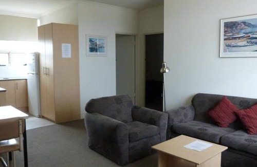 Glenelg Apartment | Glenelg Holiday Apartments-Corfu, 200 Meters to the Beach, Free Parking
