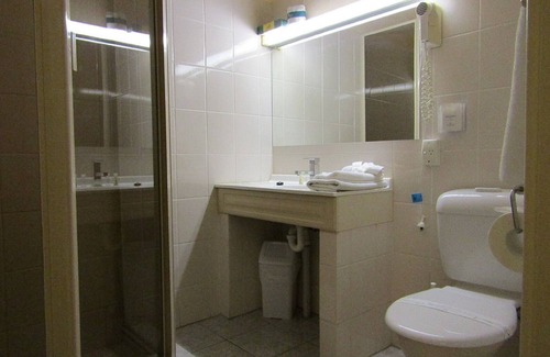 Glenelg North Hotel | Glenelg Motel