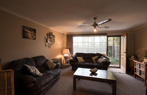 Glenelg North House | Glenelg North " Home Away From Home"