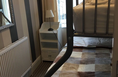 North Shore Bed & Breakfast | Glenheath Hotel