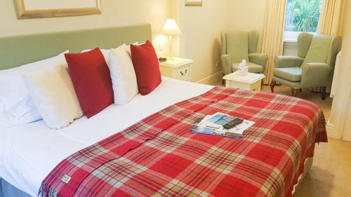 Lamlash Hotel | Glenisle Hotel
