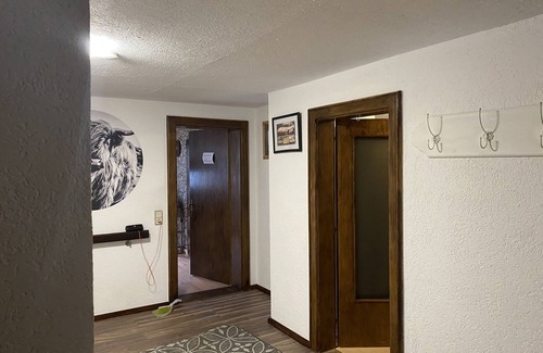 Stall Apartment | Gletscherblick Appartement Voor 8 /10 Personen met Eigen Ingang en Balkon !