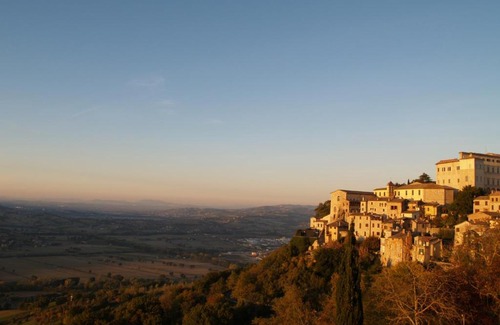 Todi Apartment | Gli Appartamenti Di Torre Bertona