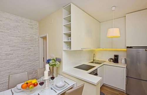 Labinci House | Glicinia (KST145) by Interhome