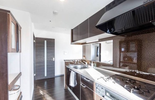 Otaru Apartment | Glitter