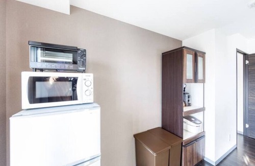 Otaru Apartment | Glitter