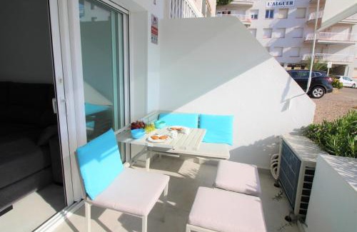 Almadraba-Canyelles Apartment | Global Immo 1037 MEDA CHICA BX