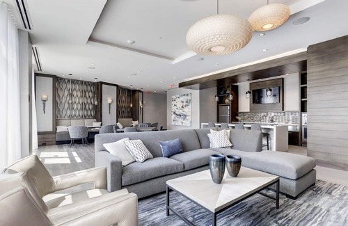 Bethesda Apartment | Global Luxury Suites at Bethesda Metro