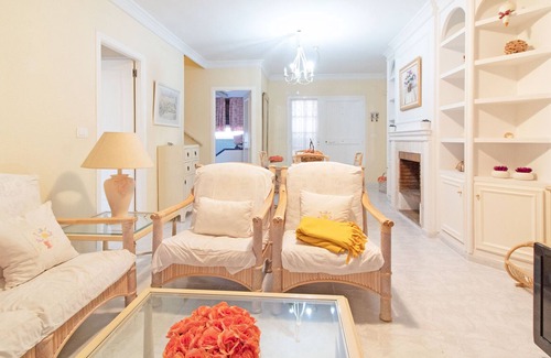 Playa de Almarda House | Global Properties: Cozy townhouse on Corinto beach