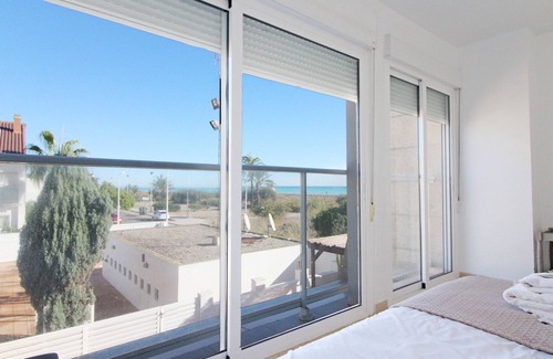 Playa de Almarda House | Global Properties: Townhouse with sea views on Corinto beach