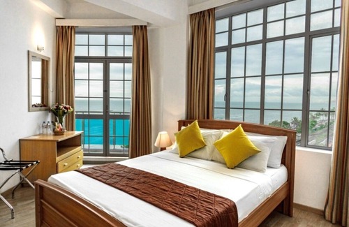 Wellawatta North Hotel | Global Towers Hotel & Apartments