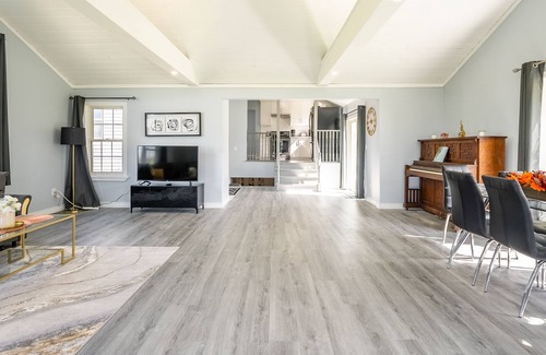 Dunnville House | GLOBALSTAY Cozy Cabin with a Hot Tub 300m from Lake Erie