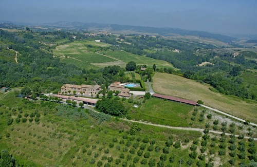 Montaione Apartment | Gloriana 5