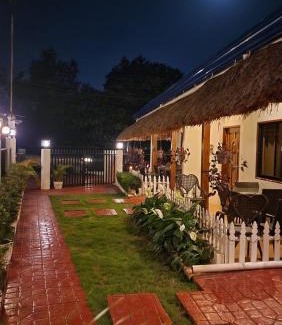 Panglao Bed & Breakfast | Glorias Panglao Inn 2 (Family/Group Rooms)