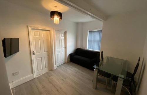 Tipton Bed & Breakfast | Glorious catering & Restaurant BnB