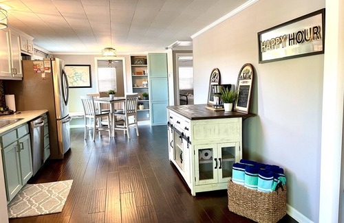 Rocky Mount House | Glory Days Retreat - MM5 Gravois Mills