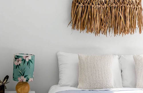 Valla Beach House | Glossies at Coastal Retreat is the perfect place to put your feet up and escape.