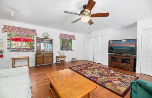 Upper Moonridge Ski Chalet | Gnome Chalet - Charming Big Bear country home! Amazing craftsmanship and with a Fenced Yard!