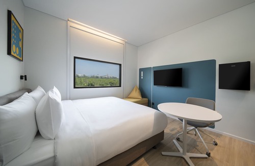 Si Racha Hotel | GO Hotel Bowin at Robinson Lifestyle